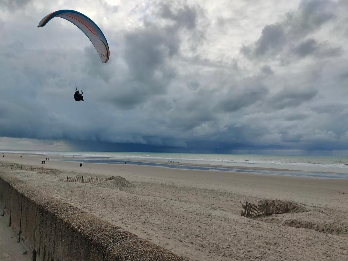 Superbe Apt Cosy, 50M De La Plage, 4 Pers, Vue Cote Mer فورت ماهون بلاج المظهر الخارجي الصورة