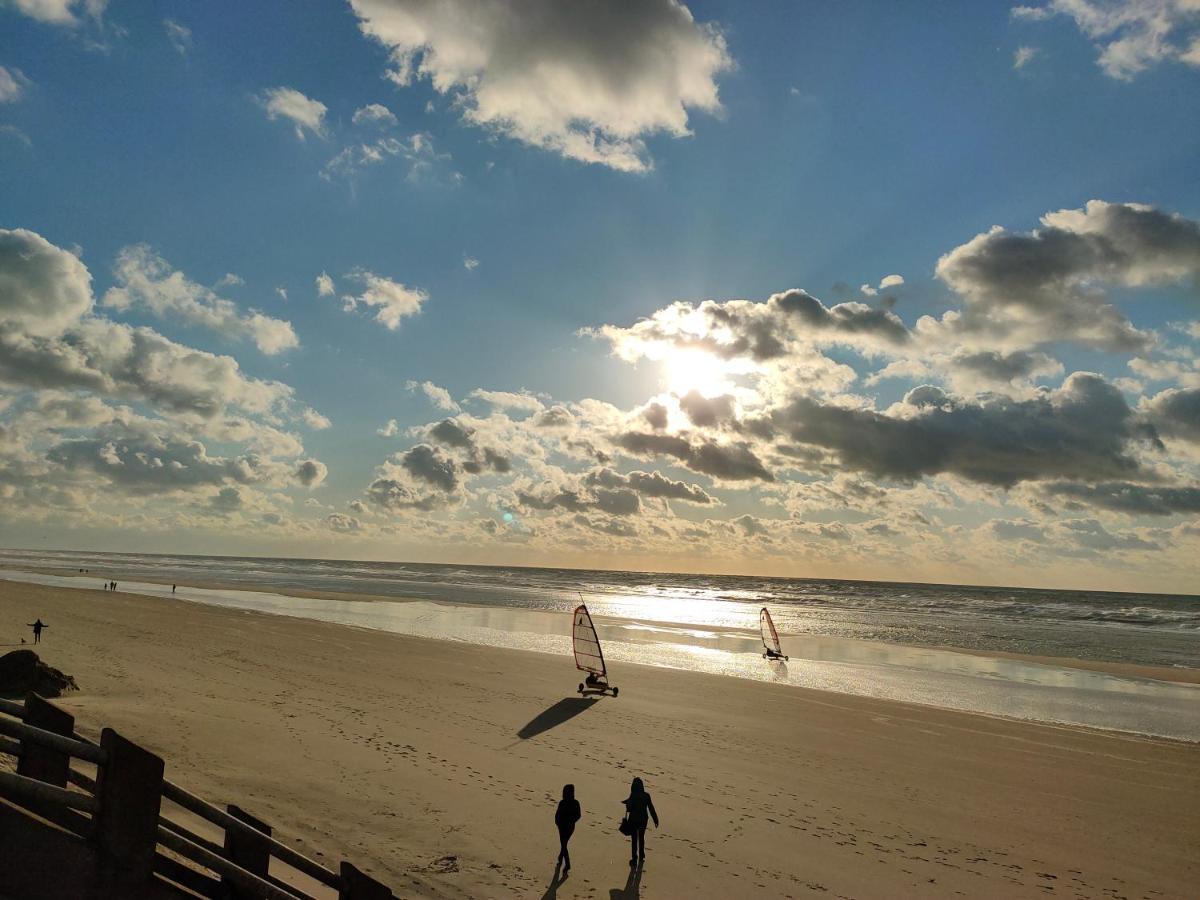 Superbe Apt Cosy, 50M De La Plage, 4 Pers, Vue Cote Mer فورت ماهون بلاج المظهر الخارجي الصورة