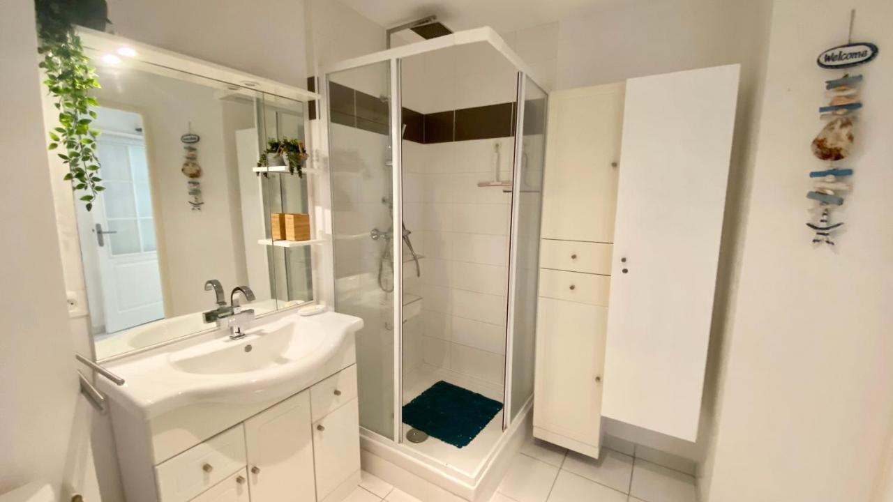 Superbe Apt Cosy, 50M De La Plage, 4 Pers, Vue Cote Mer فورت ماهون بلاج المظهر الخارجي الصورة